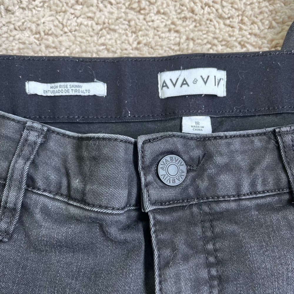 Ava & Viv Women's Black High Rise Skinny Jeans